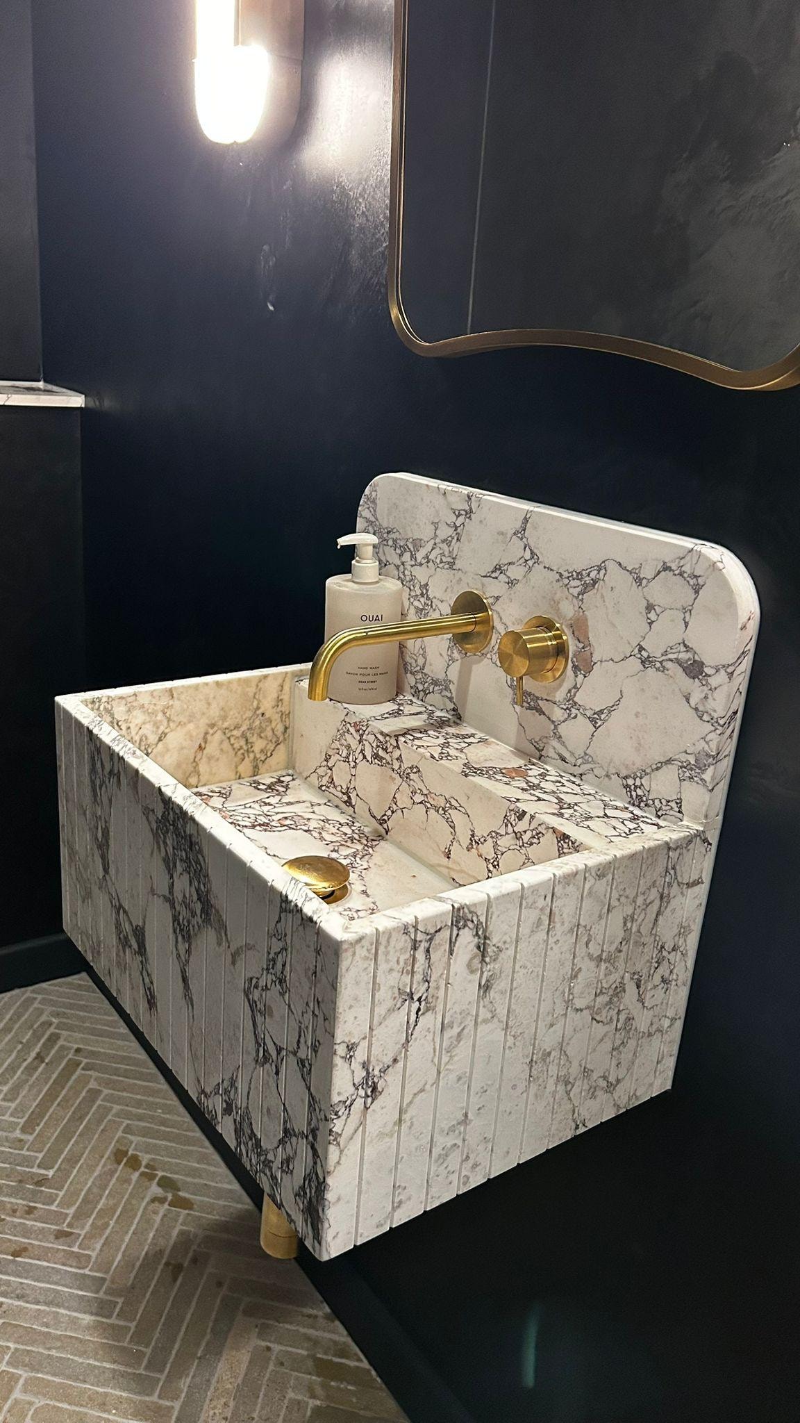 Private Residence — Calacatta Viola